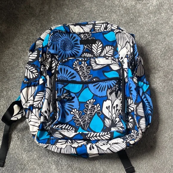Vera Bradley | Bags | Vera Bradley Large Backpack | Poshmark display picture 2